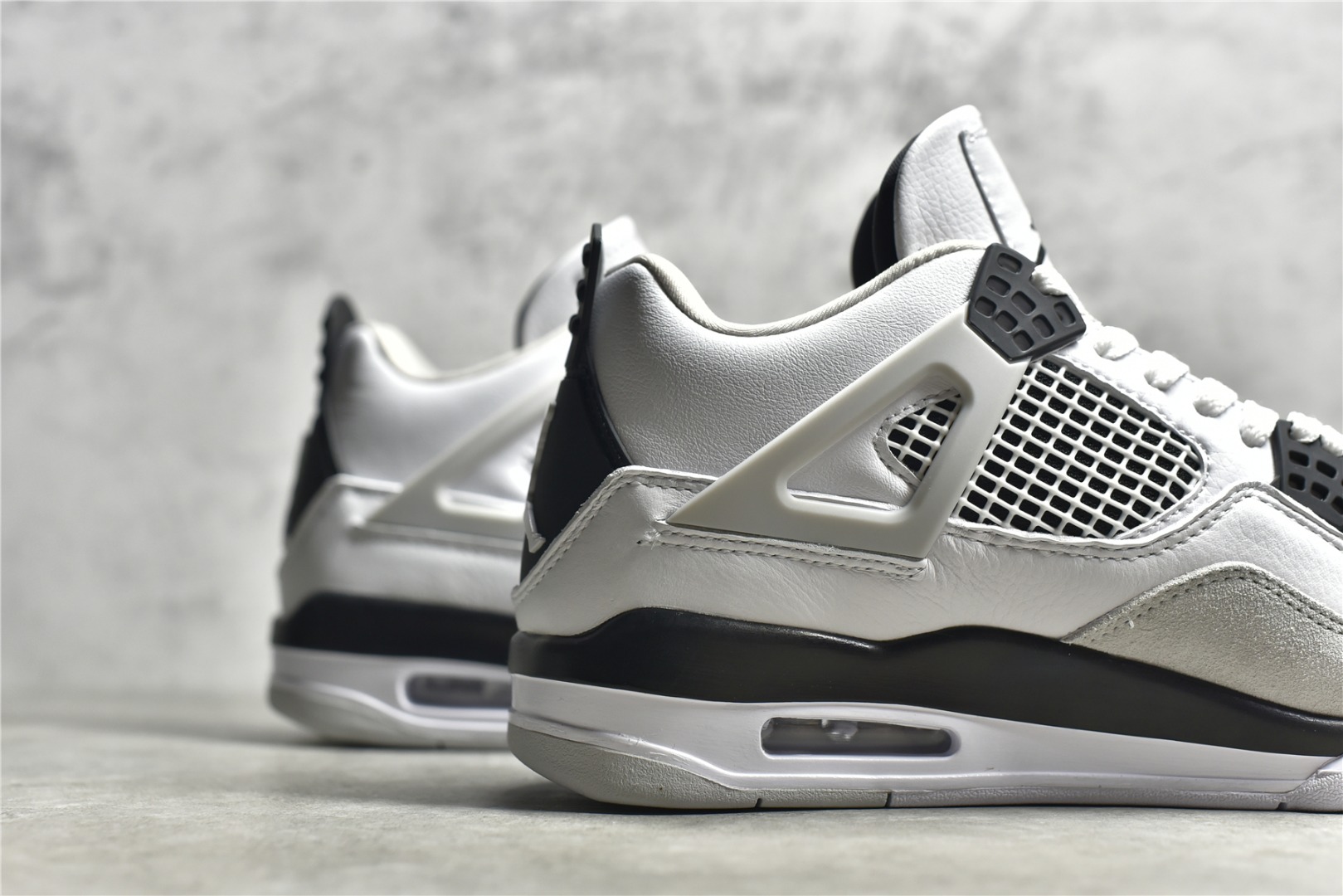 AirJordan4SHOES
