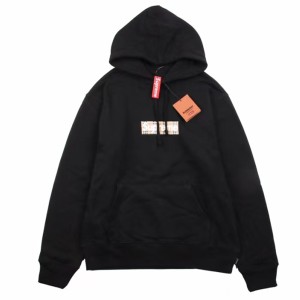 Hoodies & Sweatshirts